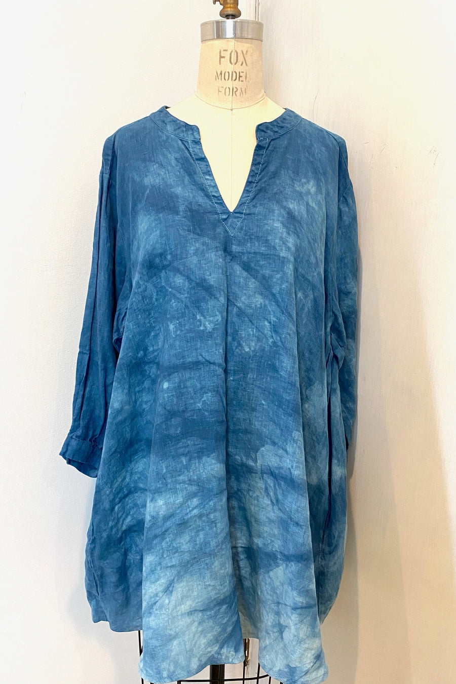 Botanically-Dyed-Linen-Tunic-in-Blue