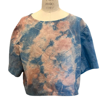 Allyn Boxy Tee: Sustainable Warmth & Effortless Style in Pink Blue Burst