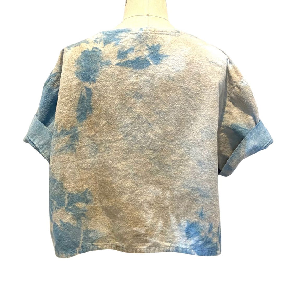 Allyn Boxy Tee: Sustainable Warmth & Effortless Style in Tan Blue Burst