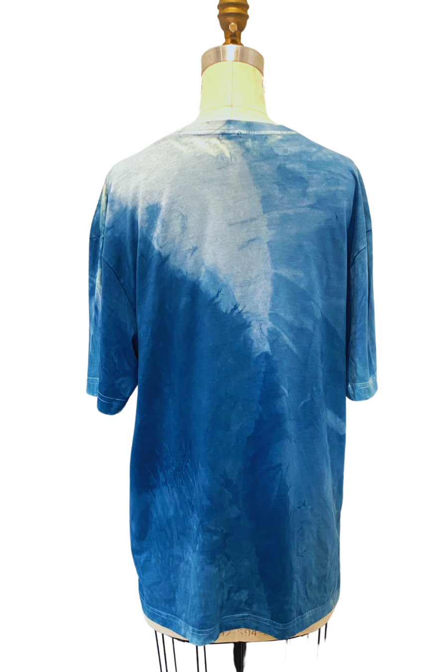 Botanically Dyed Crew Neck T shirt in Blue, Size Large