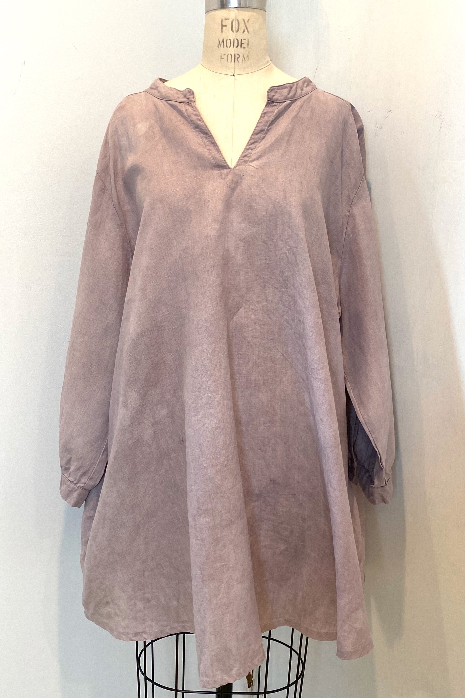 Botanically Dyed Linen Tunic in Mauve Size 2
