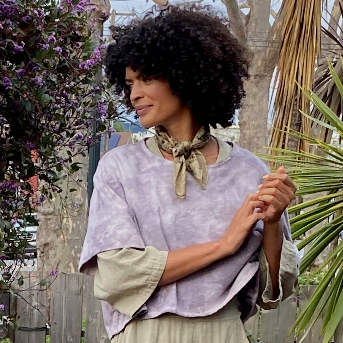 Allyn Boxy Tee: Sustainable Warmth & Effortless Style in Lavender