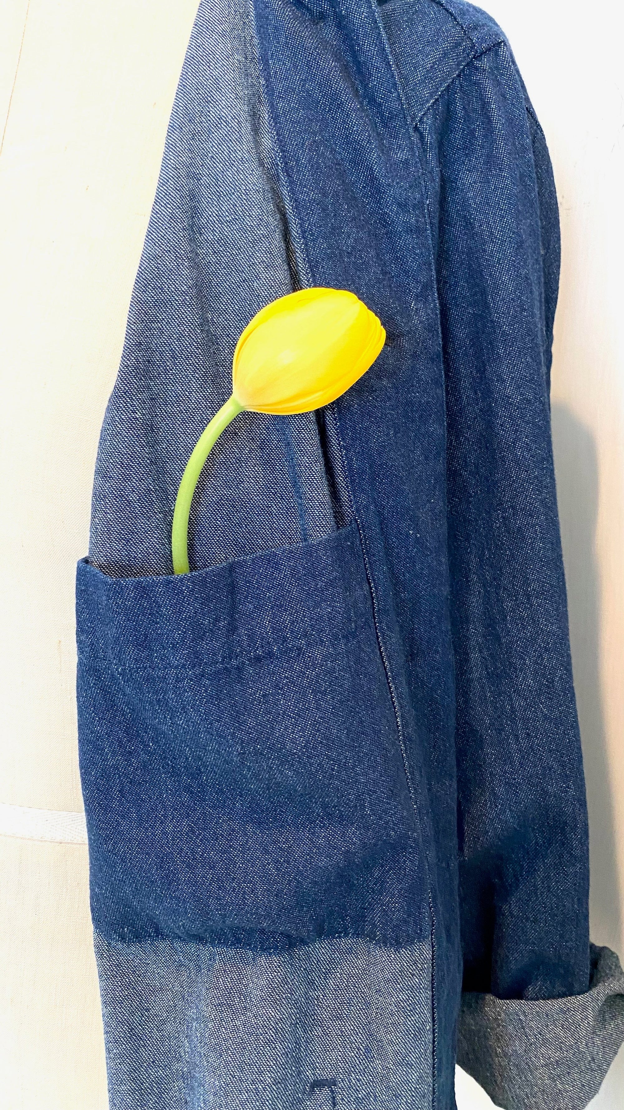 Detail of the interior hidden pocket