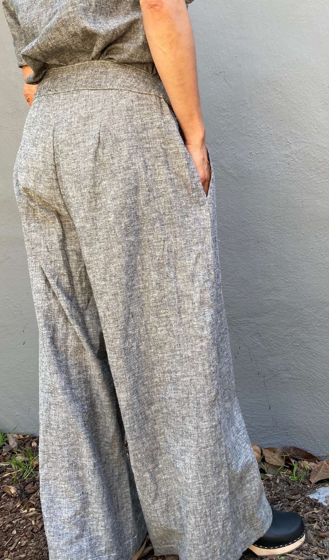 Ida Pant - Flowy Light Weight Wide Leg Pants in Organic Cotton & Hemp | Grey | Large Only